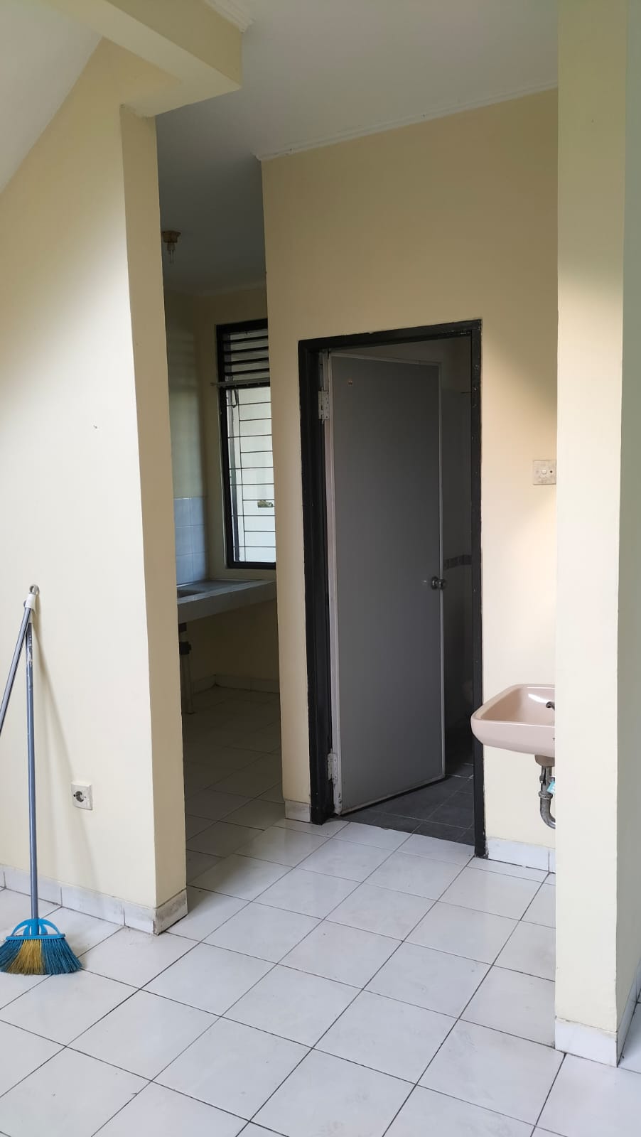 Rumah DiJual di Meadow Green Lippo Cikarang